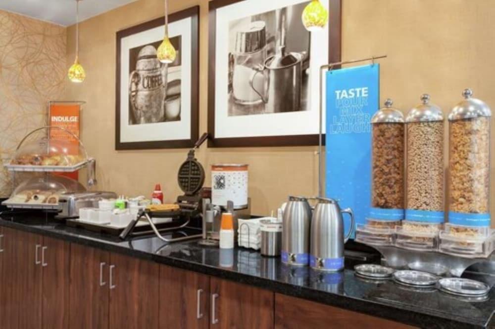 Hampton Inn&Suites Lancaster Extérieur photo
